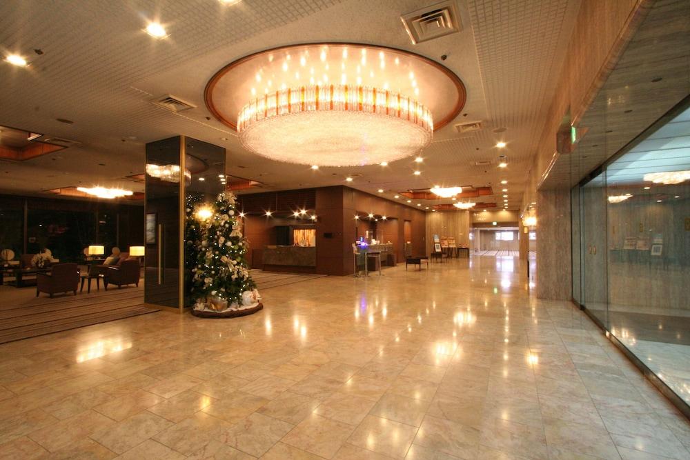 Okayama Plaza Hotel מראה חיצוני תמונה