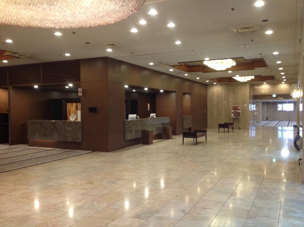 Okayama Plaza Hotel מראה חיצוני תמונה